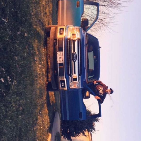 Meet your Posher, Lucas - Picture 1 of 1